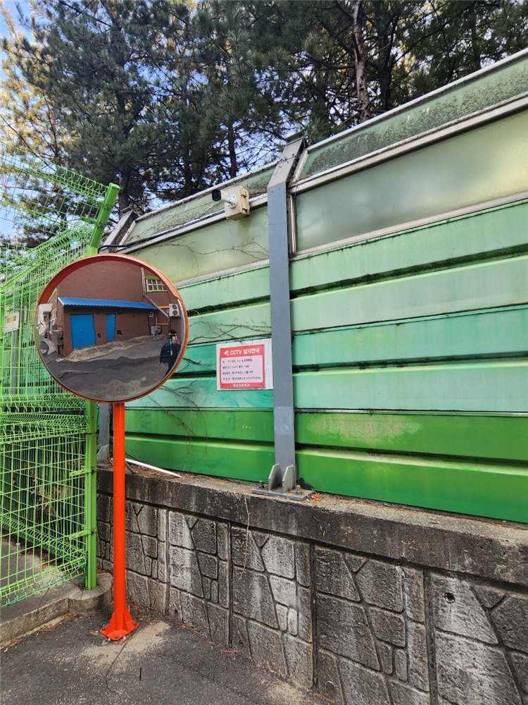 그림입니다.  원본 그림의 이름: 3번.jpeg  원본 그림의 크기: 가로 960pixel, 세로 1280pixel