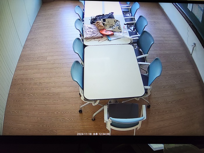 그림입니다.  원본 그림의 이름: KakaoTalk_20241118_130310498.jpg  원본 그림의 크기: 가로 700pixel, 세로 525pixel