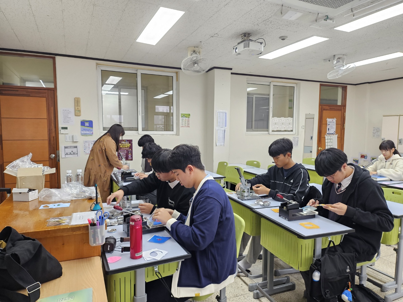 2023 공감학교통일교육(통일배지만들기)